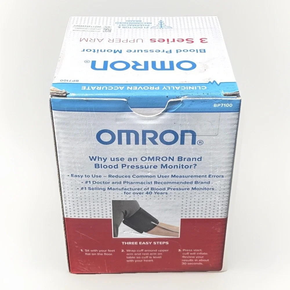 NEW Omron 3 Series Upper Arm Blood Pressure Monitor 14 Readings One Touch BP7100